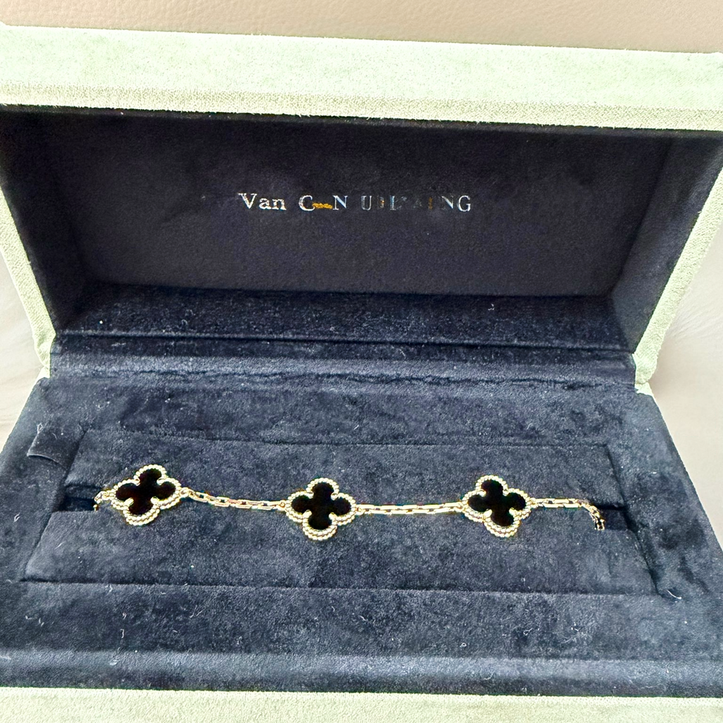 [RARE SALE] Black Agate Bracelet, Yellow Gold 5 motifs, 19 cm, VCA Packaging