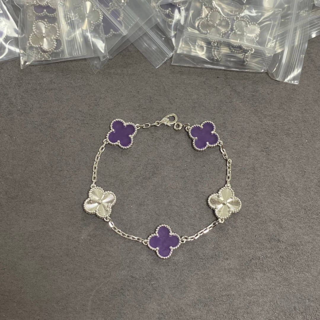 [RARE SALE] 18K White Gold Plated, Alhambra Bracelet, Charoite, Yellow Gold 5 motifs 19 cm, with VCA Box Set