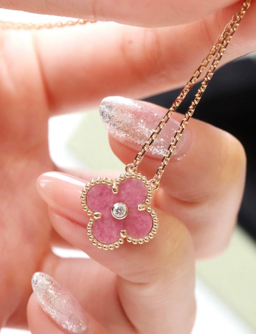 Pink Ceramic Alhambra Necklace, 18K Yellow Gold