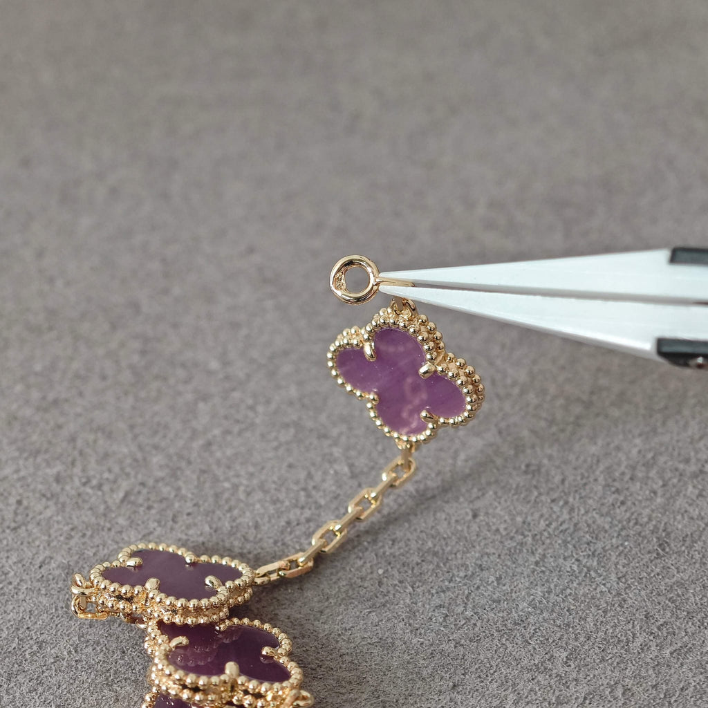 Charoite Alhambra Bracelet in 18K Yellow Gold