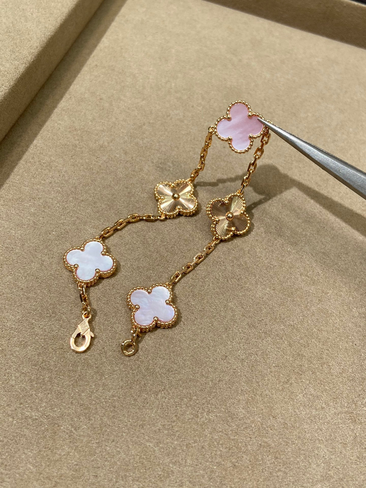 Pink Mother of Pearl Clover Bracelet in Yellow Gold