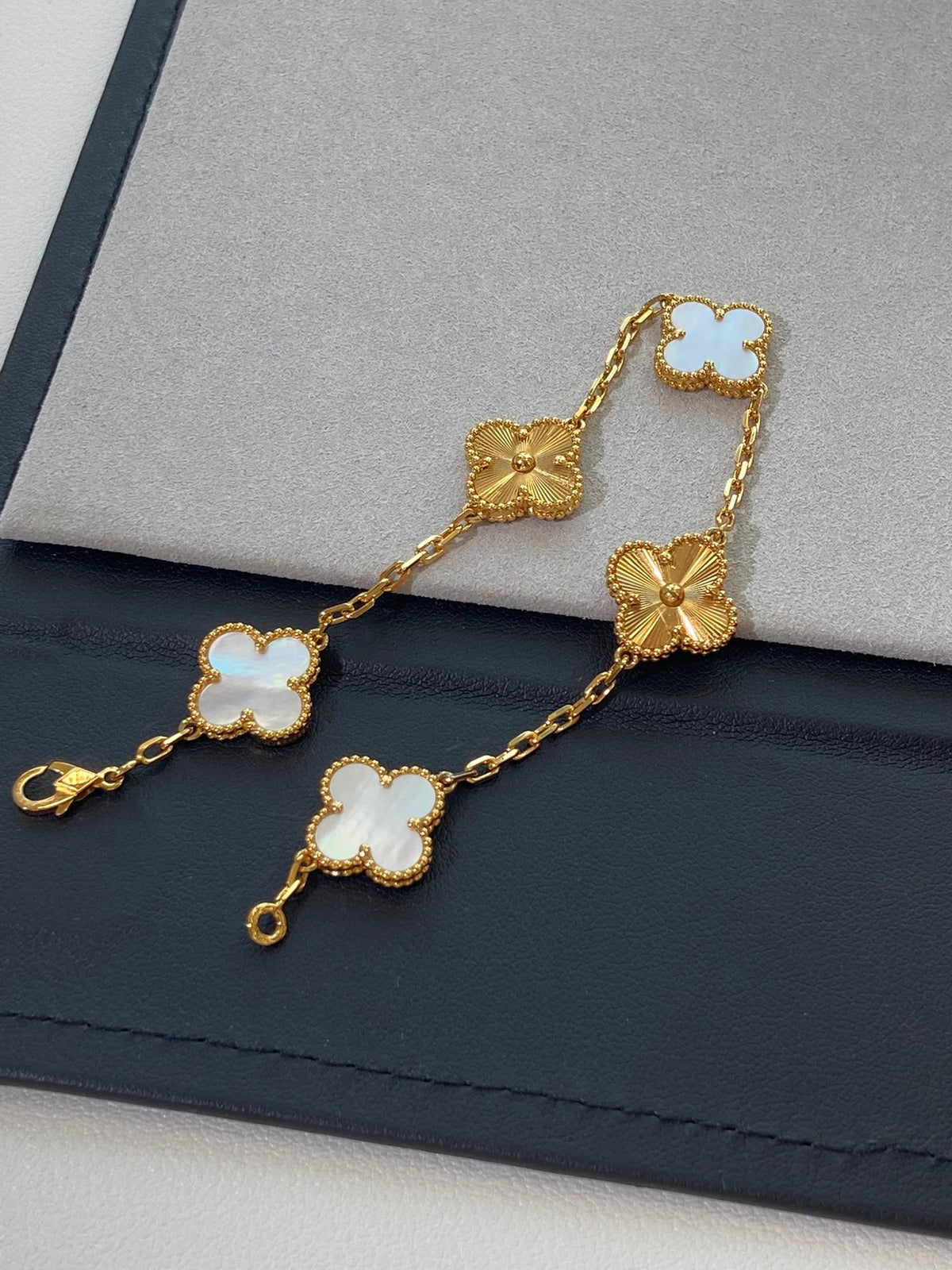 Pink Mother of Pearl Clover Bracelet, 18K Gold Plated