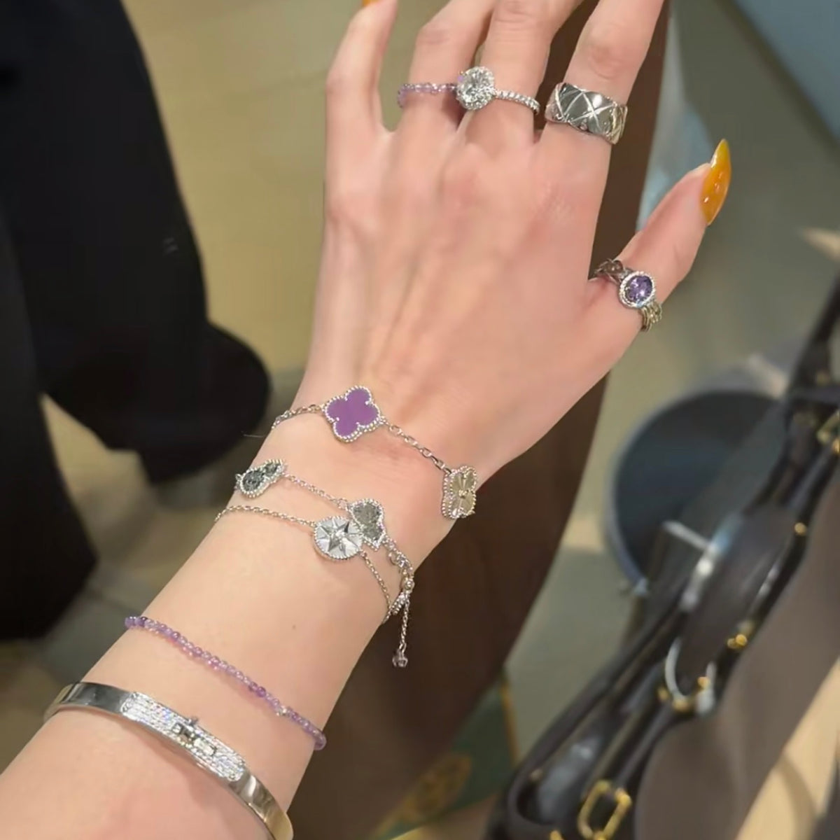 [RARE SALE] 18K White Gold Plated, Alhambra Bracelet, Charoite, Yellow Gold 5 motifs 19 cm, with VCA Box Set