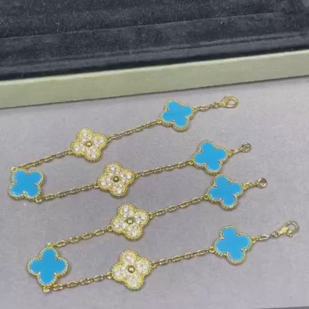 Turquoise Clover Bracelet in 18K Yellow Gold Plating
